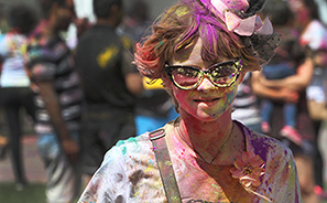 Holli Festival of Colour :  Photos : Richard Moore : Photographer